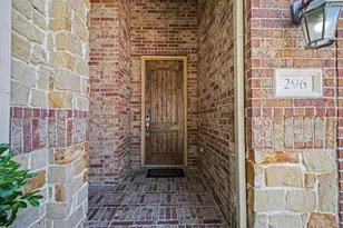 296 Westwood Dr Dr, League City, TX 77573 - Photo 5