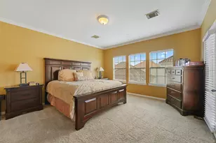 6107 S Arrowana Ln, Houston, TX 77036 - Photo 13
