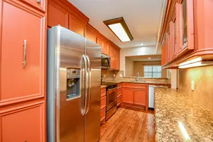 5244 Arboles Dr, Houston, TX 77035 - Photo 11