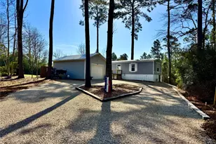 939 Whisperwood Dr, Onalaska, TX 77360 - Photo 5