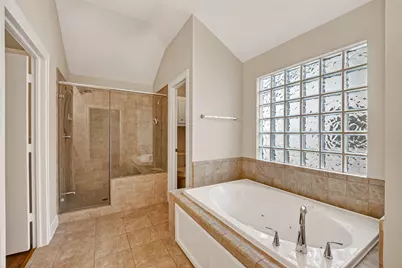 3730 Main Poplar Dr, Houston, TX 77025 - Photo 27