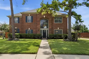1305 Wilderness Pines Dr, Friendswood, TX 77546 - Photo 1