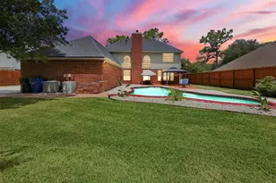 1305 Wilderness Pines Dr, Friendswood, TX 77546 - Photo 37