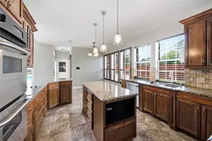 1305 Wilderness Pines Dr, Friendswood, TX 77546 - Photo 11