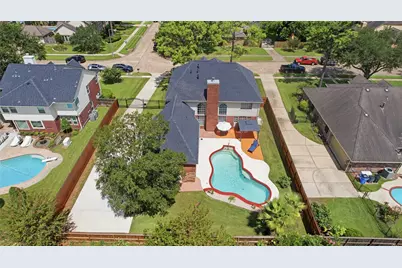 1305 Wilderness Pines Drive, Friendswood, TX 77546 - Photo 43
