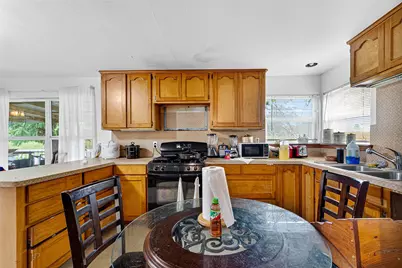 1013 Battlebell Road, Highlands, TX 77562 - Photo 41