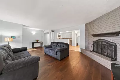 6447 W Fuqua Drive, Houston, TX 77489 - Photo 5