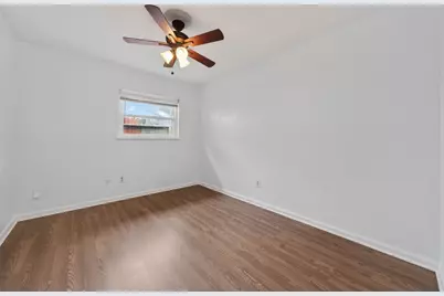 6447 W Fuqua Drive, Houston, TX 77489 - Photo 13