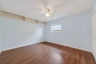 6447 W Fuqua Drive, Houston, TX 77489 - Photo 17