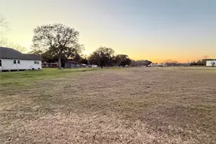 0000 S 1st, Wallis, TX 77485 - Photo 1