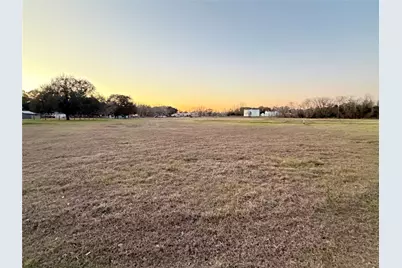 0000 S 1st, Wallis, TX 77485 - Photo 3