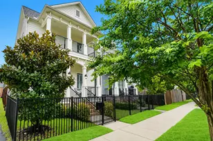 310 W 18th St, Houston, TX 77008 - Photo 3