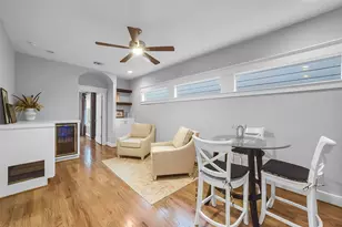 310 W 18th St, Houston, TX 77008 - Photo 17