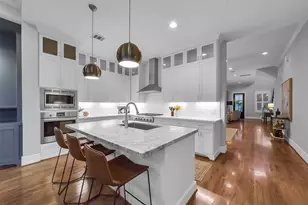 310 W 18th St, Houston, TX 77008 - Photo 11