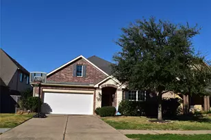 27606 Huggins Crest Ct, Fulshear, TX 77441 - Photo 1