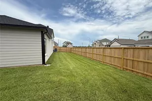 8715 Mallow Rose Wy, Rosharon, TX 77583 - Photo 9