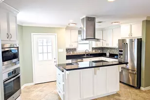 1734 Knightwick Dr, Houston, TX 77008 - Photo 1