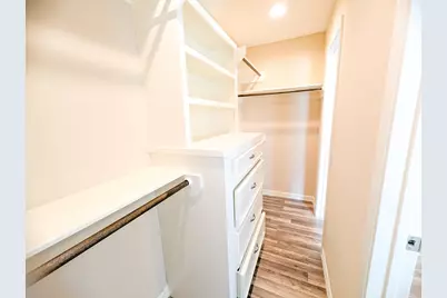 1734 Knightwick Drive, Houston, TX 77008 - Photo 11