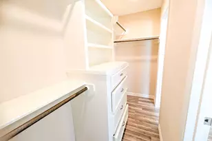 1734 Knightwick Dr, Houston, TX 77008 - Photo 11