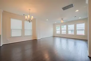 10004 Spring Shadows Park Cir, Houston, TX 77080 - Photo 7