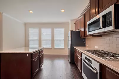 10004 Spring Shadows Park Circle, Houston, TX 77080 - Photo 21