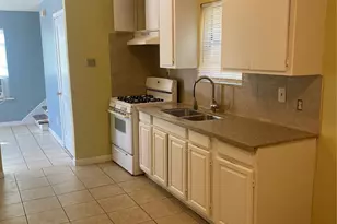 1204 7th Ave N, Texas City, TX 77590 - Photo 5