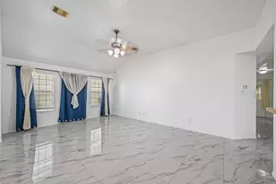 8131 Golden Trace Ct, Houston, TX 77083 - Photo 5