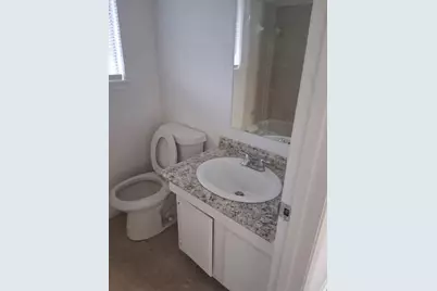 6823 Castleview Lane, Houston, TX 77489 - Photo 11