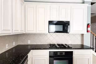 2637 W Dallas St, Houston, TX 77019 - Photo 11