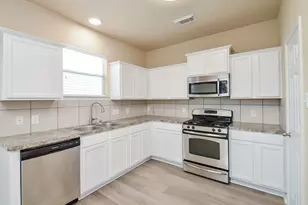 4127 Chablis Ridge Ct, Katy, TX 77449 - Photo 11