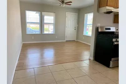 5026 Jefferson Street, Houston, TX 77023 - Photo 9