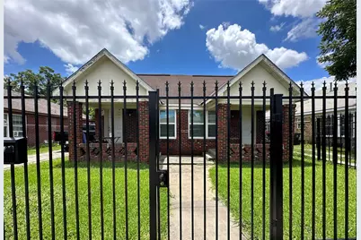 5026 Jefferson Street, Houston, TX 77023 - Photo 1