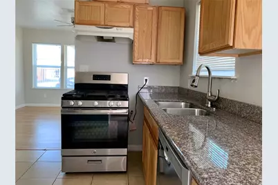 5026 Jefferson Street, Houston, TX 77023 - Photo 5