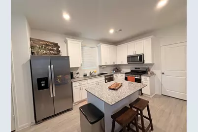 26032 Hampshire Drive, Magnolia, TX 77355 - Photo 5