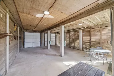 1007 Tiki, Tiki Island, TX 77554 - Photo 33