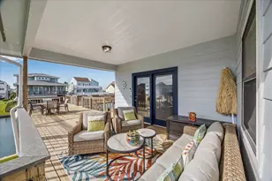 1007 Tiki Dr, Tiki Island, TX 77554 - Photo 21