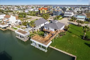 1007 Tiki Dr, Tiki Island, TX 77554 - Photo 9