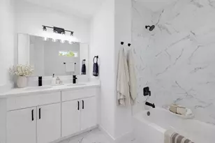 8021 Birmingham St, Houston, TX 77028 - Photo 5