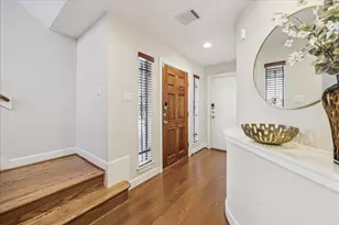 3643 Main Plaza Dr, Houston, TX 77025 - Photo 5