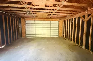 211 Morton Ave, Palacios, TX 77465 - Photo 5