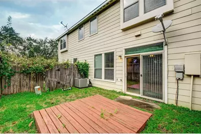 13163 Stratford Skies Lane, Houston, TX 77072 - Photo 33