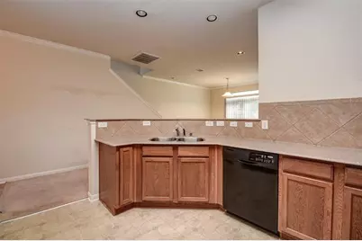 13163 Stratford Skies Lane, Houston, TX 77072 - Photo 11