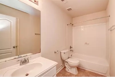 13163 Stratford Skies Lane, Houston, TX 77072 - Photo 25