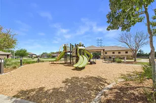 3919 Hawaiian Ct, Baytown, TX 77521 - Photo 27