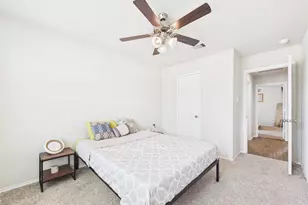 3919 Hawaiian Ct, Baytown, TX 77521 - Photo 9