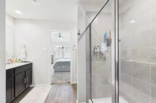 3919 Hawaiian Ct, Baytown, TX 77521 - Photo 21