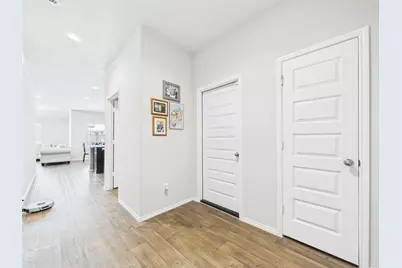 3919 Hawaiian Court, Baytown, TX 77521 - Photo 5
