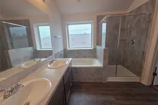 7459 Wheatley Gardens Dr, Houston, TX 77016 - Photo 7