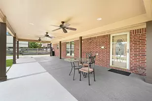 9206 W Sterling Dr, Pearland, TX 77584 - Photo 19