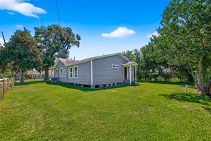 2217 10th St, Galena Park, TX 77547 - Photo 21